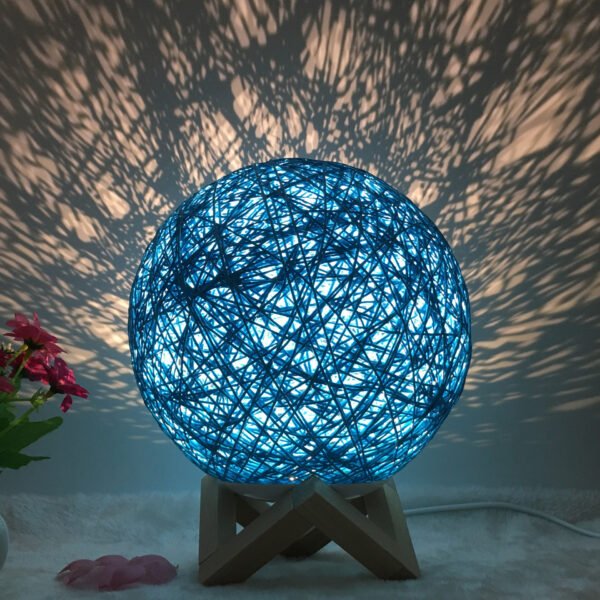 Amazon Hot Selling Creative Linen Table Lamp Novel and Unique LED Intelligent USB7 Color RGB16 Color Remote Control Rattan Ball Lamp – Bild 5